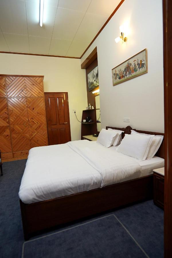 The Edgeworth Bed & Breakfast Shimla Ngoại thất bức ảnh