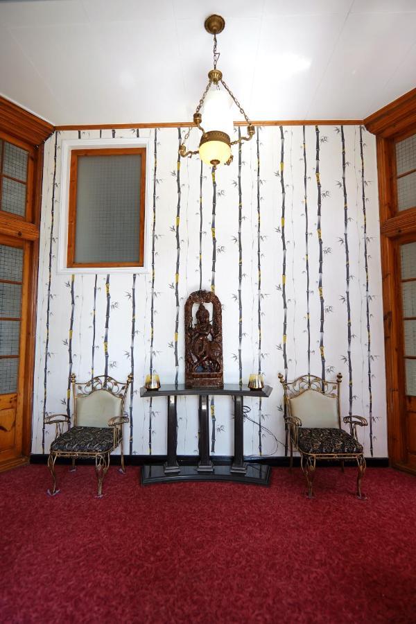 The Edgeworth Bed & Breakfast Shimla Ngoại thất bức ảnh